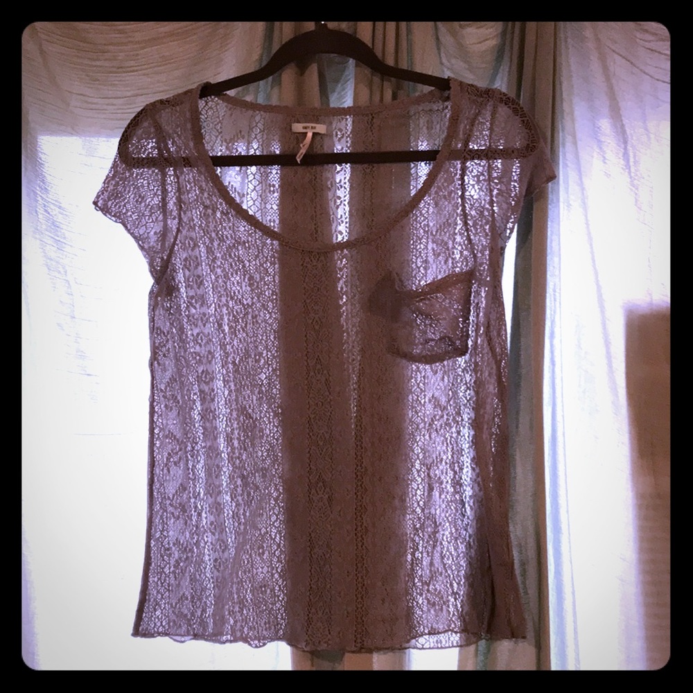 Gray lace tee